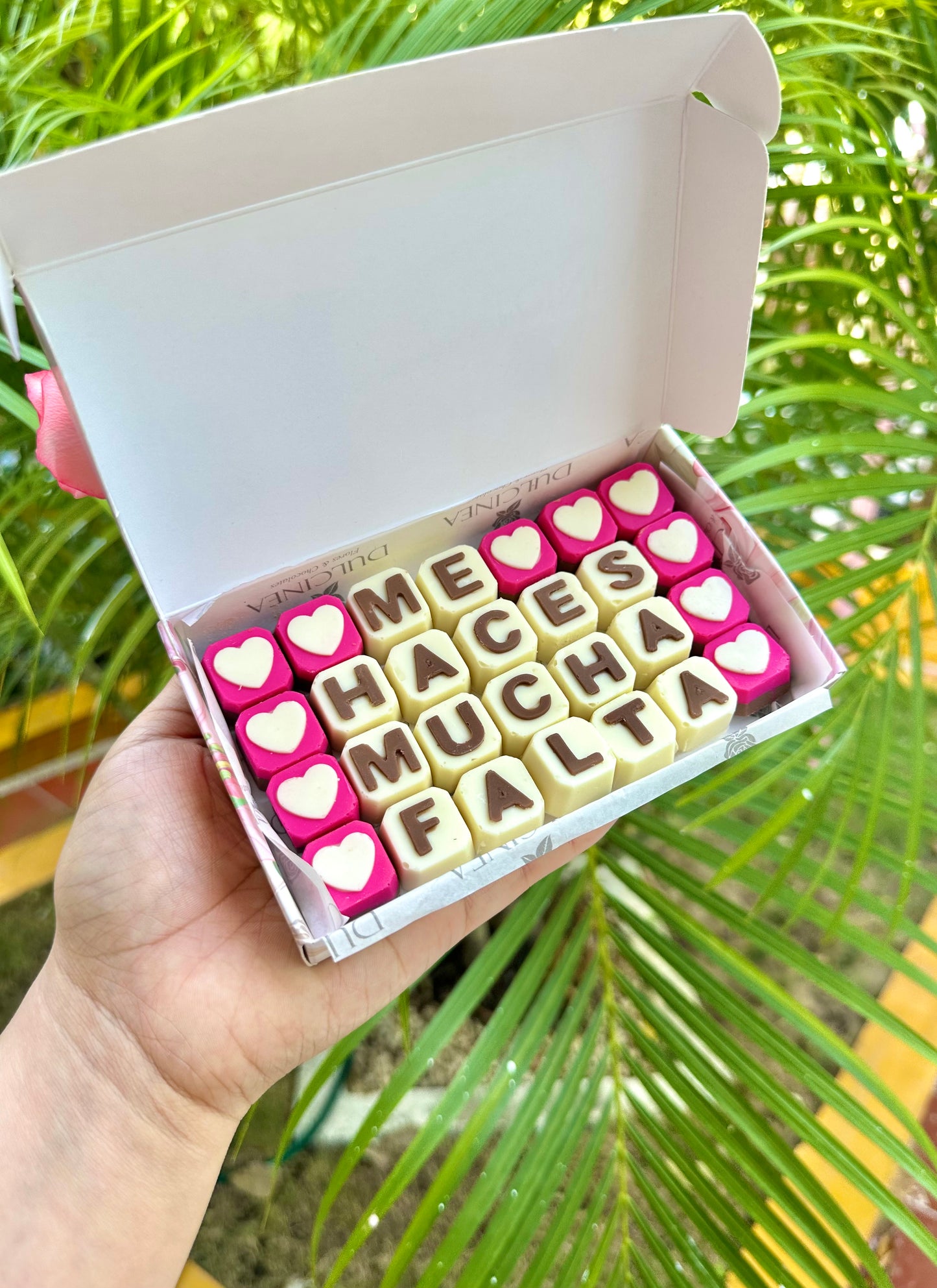 Me haces mucha falta mucho Chocomensaje